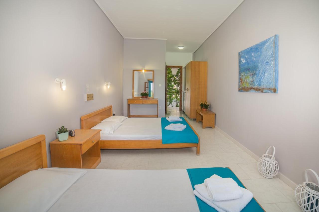 Otel In Krinas 3*